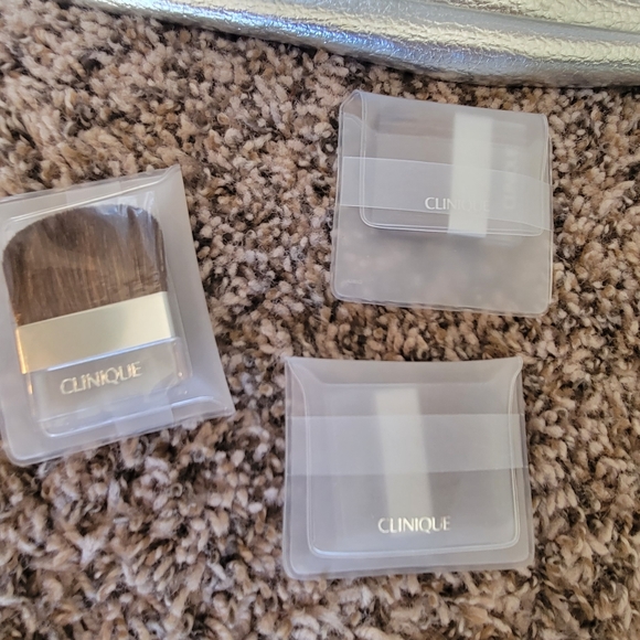 Clinique Tote - Picture 5 of 6